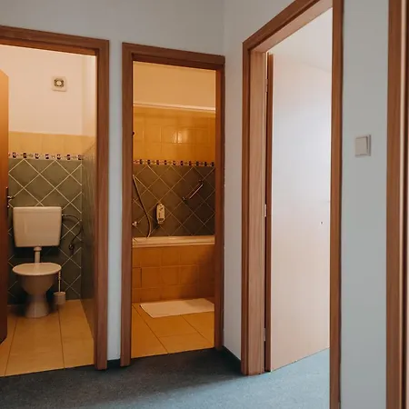 Hotel červený Mlýn 3*